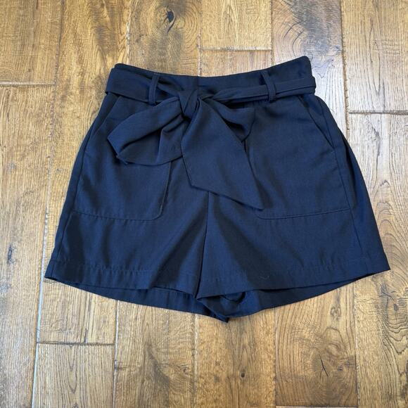 A New Day Shorts Black Paperbag Tie Waist High Rise Pleated Womens Size XS - Picture 2 of 8